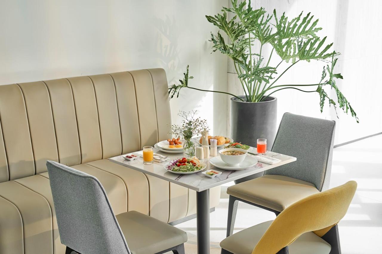 December Hotel На Транг Екстериор снимка